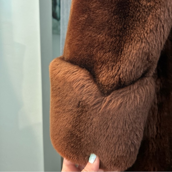 Gimbel Brothers Elegant Vintage Brown Mutton Lamb coat- purchased in 1952 - Picture 9 of 9